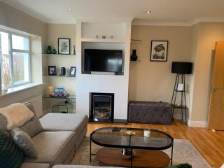 Seafield Summer Entire 1 Bed Apartment - 6