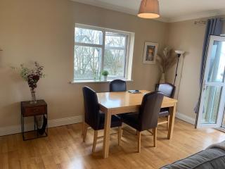 Seafield Summer Entire 1 Bed Apartment - 4