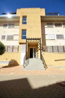 HL006 Holiday rentals 2 Bedrooms 2 Bathroom luxury ground floor apartment on HDA golf resort , Murcia - 2