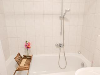 BA2-Urlaubsmagie - helle, gemütliche Wohnung am Bach für bis zu 6P - 2