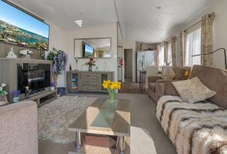 Coastpath Cabin, Landscove - 5