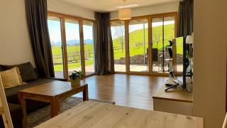 Modernes Apartment mit Bergpanorama & Terrasse - 2