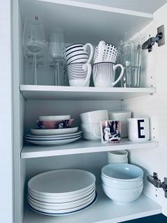 Beautiful minimalist apartment next to the train station - 1