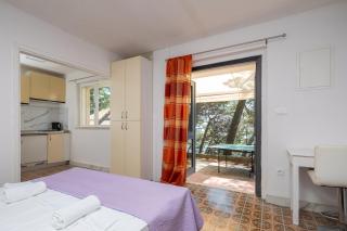 Antonia - Private Mini Beach House - 8