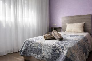 Luxury 3 Level Villa, With 5 bedrooms Pool & Garden - 4