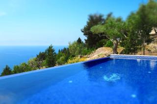 Erimitis View Villa - 2