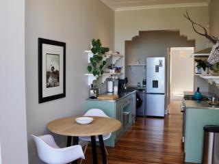 Lagoon View Cottage - 5