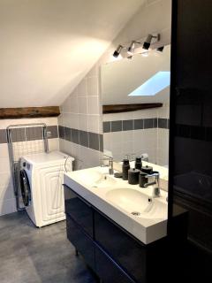 Elegant and cozy 2 bedrooms appartement with private parking - 7