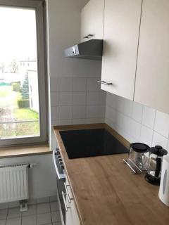 Schönefeld-near BER for 4 guests & not far to Tesla - 6