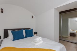Spacious and Modern Apartment in Pimlico - 1