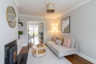 GuestReady - Peaceful retreat in Stillorgan - 6