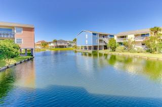 Lovely condo with private beach access - pool private balcony & laundry - 4