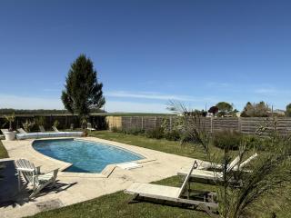 Gite maison charentaise - piscine privée -  - 2