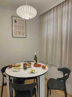 Stay Soom l Hapjeong Station 5 min - 9