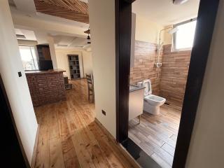 Cozy Wood & Brick Apartment Near Bole, Hayahulet - 3