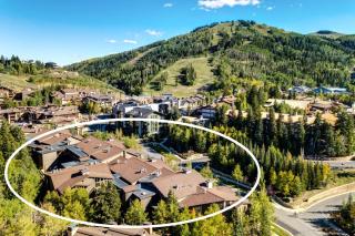 Walk to Ski Slopes Trails Cozy 2-Bedroom Recently Renovated Condo with Pool Hot Tub BBQ and AC BBL-351A by KBM Resorts - 3
