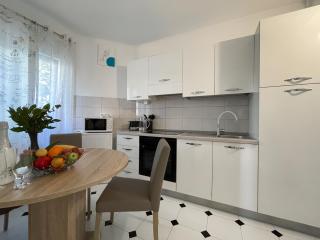 Villa ARINA - Apartments 20 m from Beach, Tucepi - 6