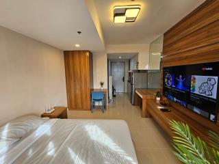 Alexandrite Studio 25th Floor JTower Residences near SM JMall WiFi and Pool - 5