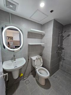 Alexandrite Studio 25th Floor JTower Residences near SM JMall WiFi and Pool - 4