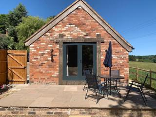 3 Bed 2 Bath Cosy Rural Barn Conversion-Parking - 6