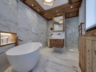 Chalet skis aux pieds avec piscine et sauna à Val-d'Isère - FR-1-567-126 - 1
