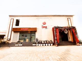 HOTEL THE LOTUS INN - Modern Rooms & Banquet By Organica Group - 5