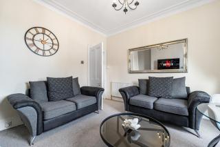 Aberdeen Central - Sleeps 3 - Ultra Fast Wifi - 9