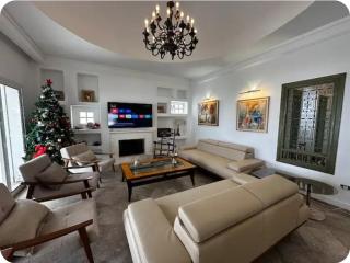 ViLLA DE MAITRE STYLE ARABE 4 SUITES PISCINE GRAND JARDIN - 0