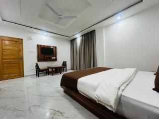 Reviera Retreat by SKS Holidays - 9