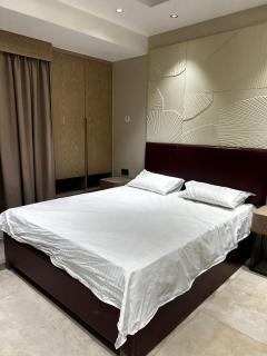 Studio Apartment 1BHK Stay Greater Noida West - 4