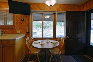 Lake Owen Resort - 2