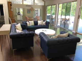 Hampton Bays 6 bed, 5 bath large secluded property with heated pool - 4