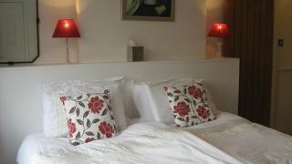 Savannah Bed and Breakfast - Virginia Water - 2