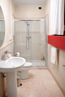 -Piazza Mazzini- 120 mq - 2 camere - 2 bagni e Garage - Padua - 5