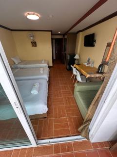 Taj Palace Patong Beach - 0