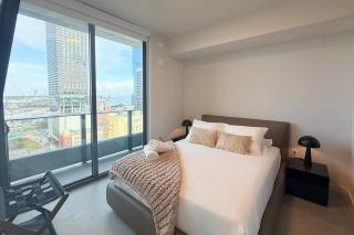 Downtown Condo w City Views in Prime Location - 9