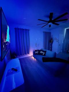 Downtown Orlando Modern Zen Studio Private Hot Tub - 2
