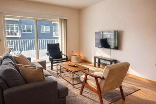 East Side 1BR Apt - Near Brady St and Fiserv with Balcony - 4