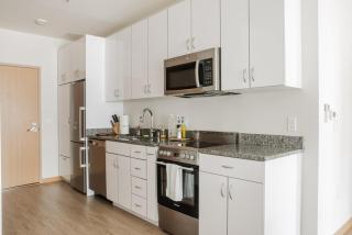 East Side 1BR Apt - Near Brady St and Fiserv with Balcony - 1