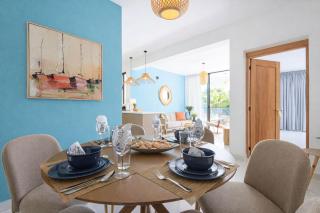 Cozy 3BR Golf and Pool View Apt - 3