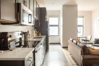 Deer District Studio Apt - One Block from Fiserv and Baird - 9