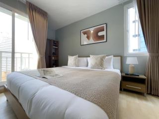 500m BTS l Large 84 sqm l Pool and Gym l Sontana - 0