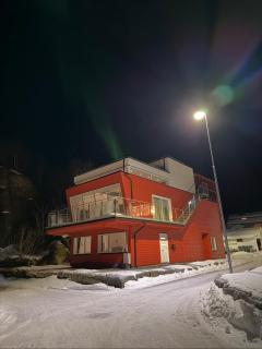 Modern apartment with sea view in Svolvær - 0