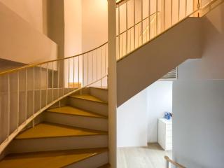 Near BTS l Large 110 sqm l Pool and Sauna - 3