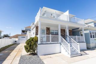 Crest 2 Coastal Stay, 1st fl, AC, KB, Free Parking - 1