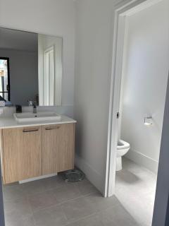 Madora Bay Hideaway for Relaxed Beachside Living - 8