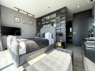 400m to MRT l Large 54 sqm l High floor - 0