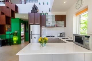 Malee Beach F3 - 4