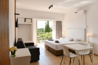 King's Holiday Apartments - 1