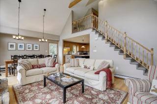 Four Seasons Chalet - 2